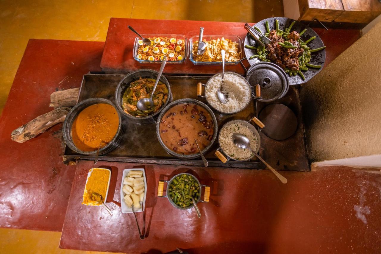Hotel Fazenda Paciencia ซังตานา โดส มองชิส ภายนอก รูปภาพ